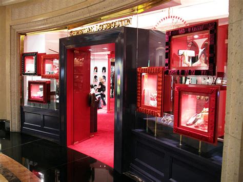 christian louboutin outlet vegas